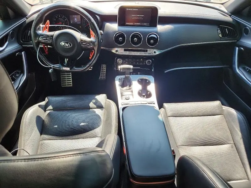 2019 KIA STINGER GT  