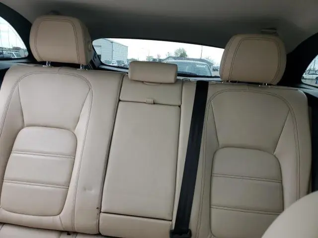 2018 JAGUAR F-PACE PRESTIGE  