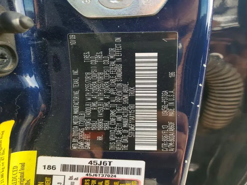 2010 TOYOTA TUNDRA CREWMAX SR5  