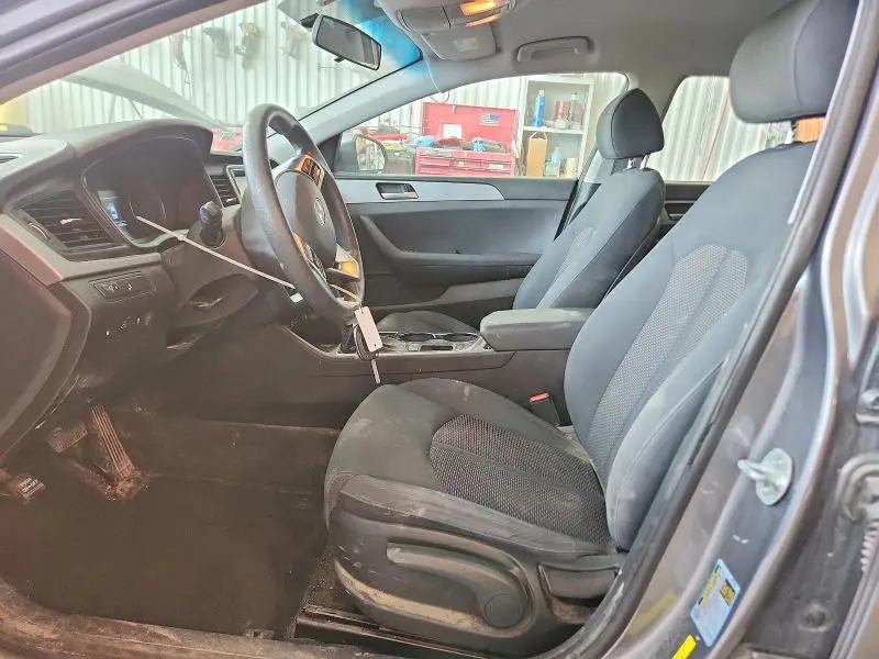 2019 HYUNDAI SONATA SE  
