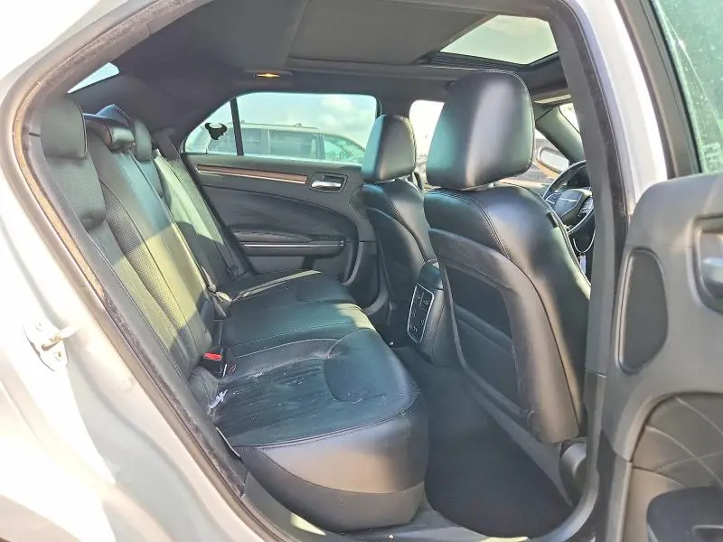 2015 CHRYSLER 300C PLATINUM  
