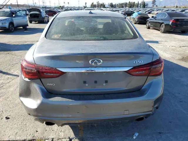 2018 INFINITI Q50 LUXE  