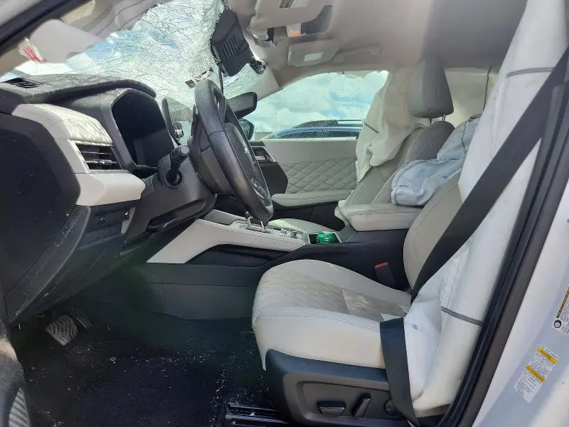 2024 MITSUBISHI OUTLANDER SEL  