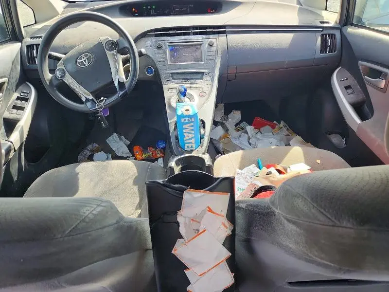 2014 TOYOTA PRIUS TWO  