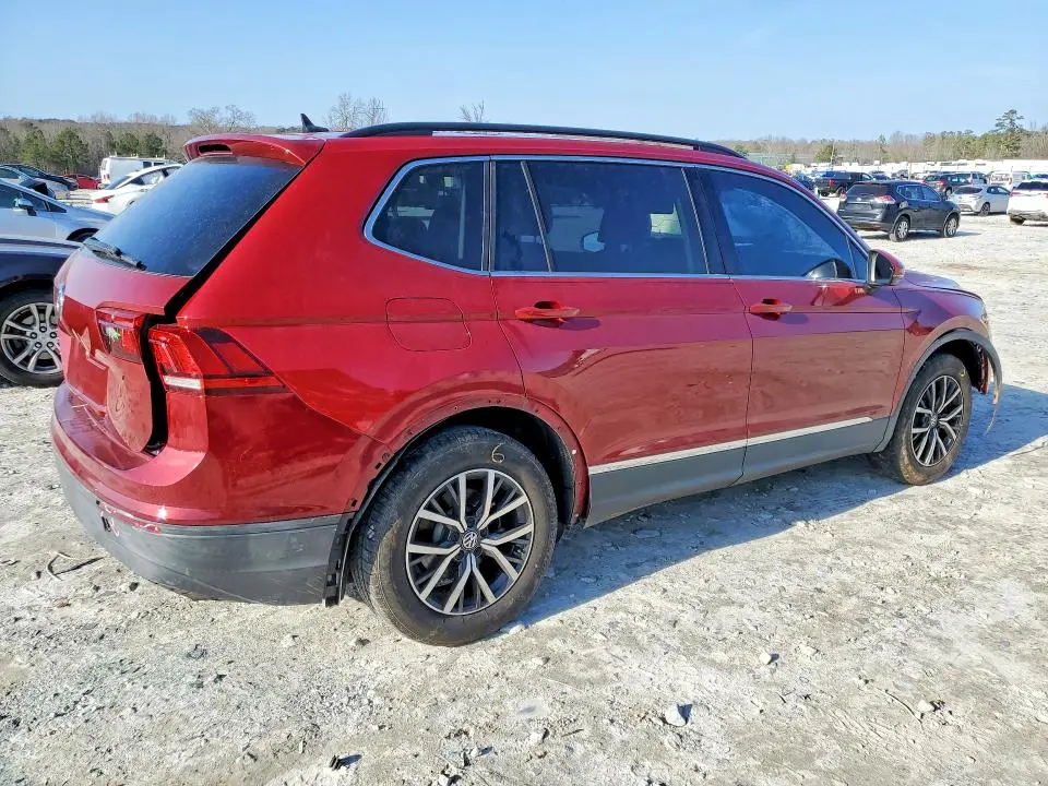 2018 VOLKSWAGEN TIGUAN SE  