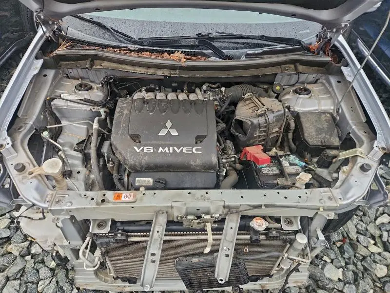 2014 MITSUBISHI OUTLANDER GT  