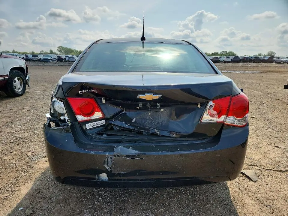 2012 CHEVROLET CRUZE LS  