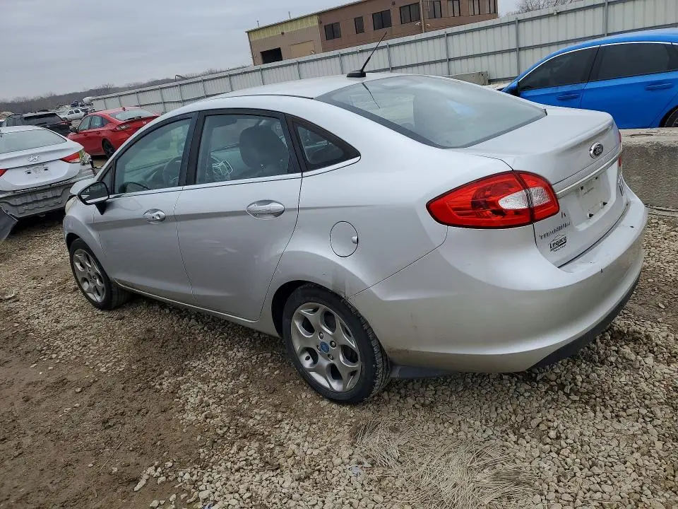 2013 FORD FIESTA TITANIUM  