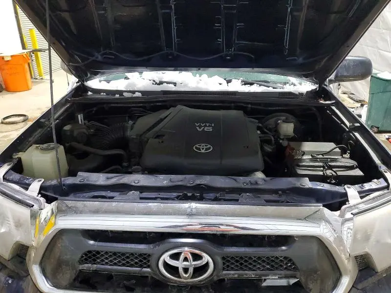 2012 TOYOTA TACOMA V6  