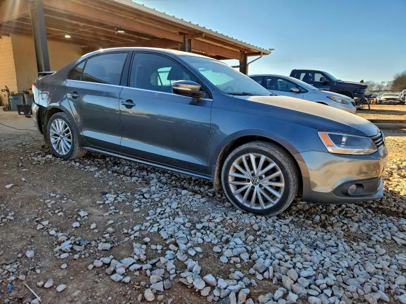 2014 VOLKSWAGEN JETTA SEL  
