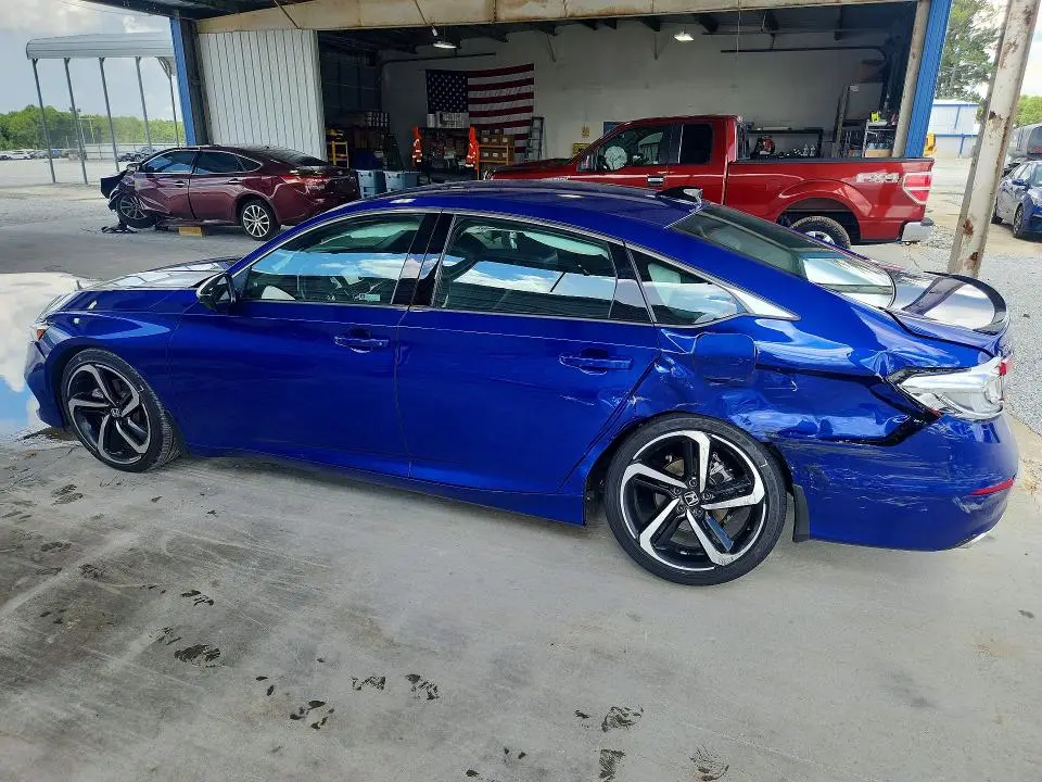 2022 HONDA ACCORD SPORT  