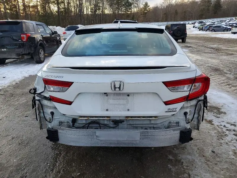 2018 HONDA ACCORD TOURING  