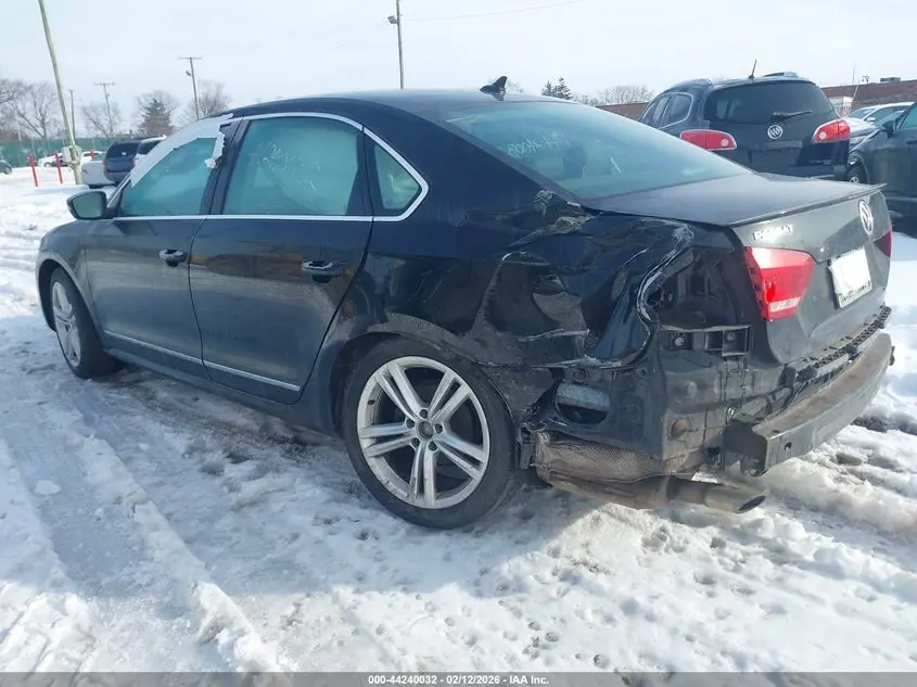2015 VOLKSWAGEN PASSAT 1.8T SE