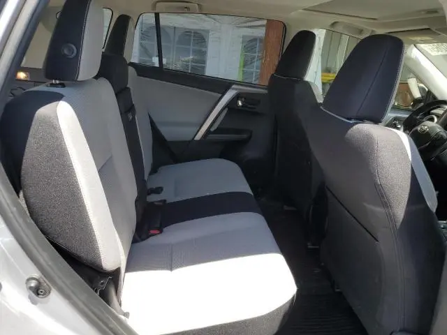 2017 TOYOTA RAV4 HV LE  