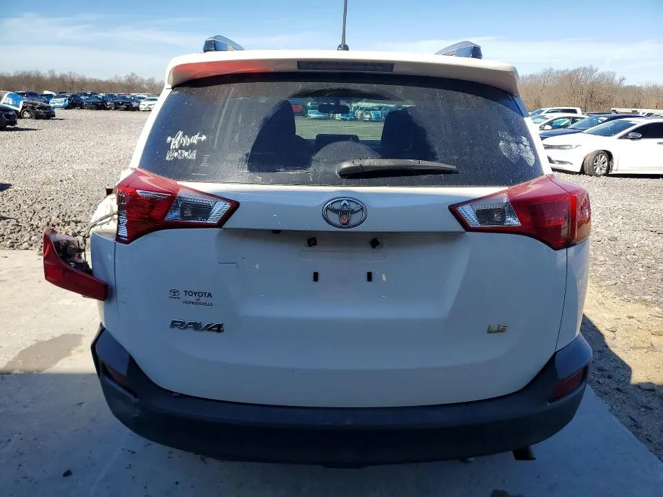 2015 TOYOTA RAV4 LE  