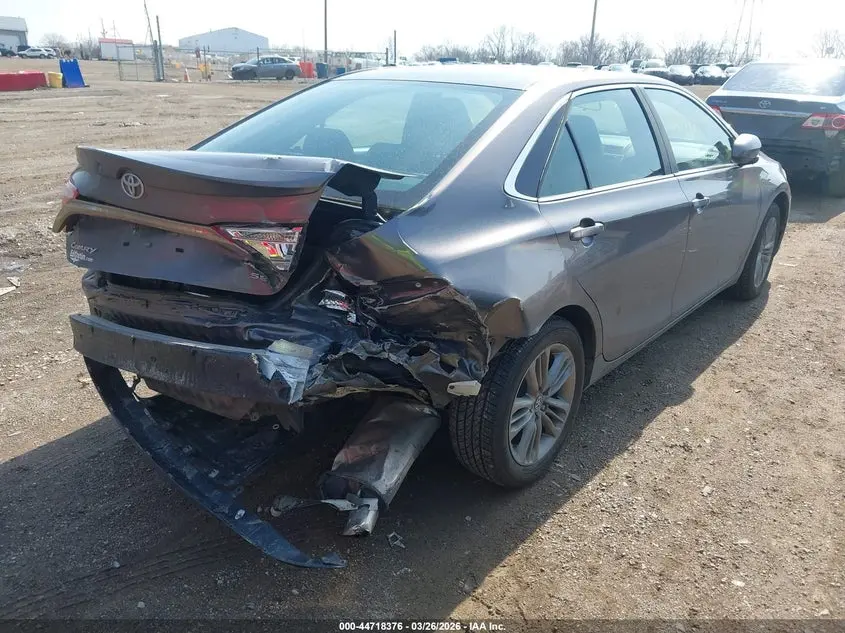2017 TOYOTA CAMRY SE