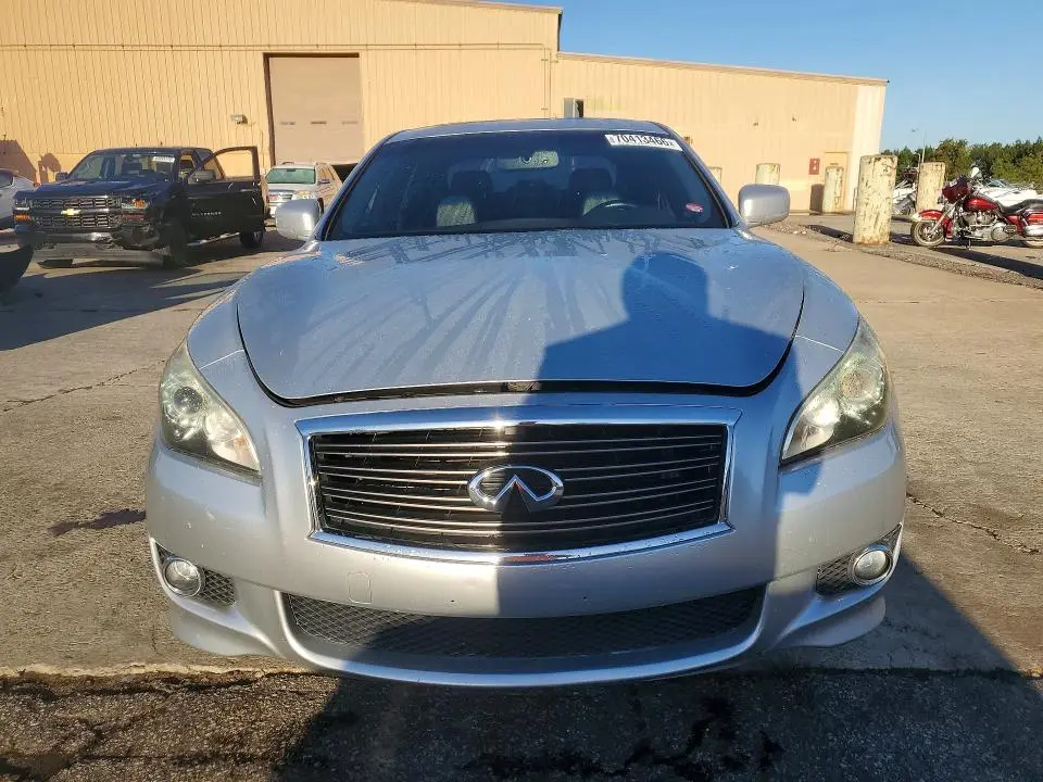 2014 INFINITI Q70 3.7  