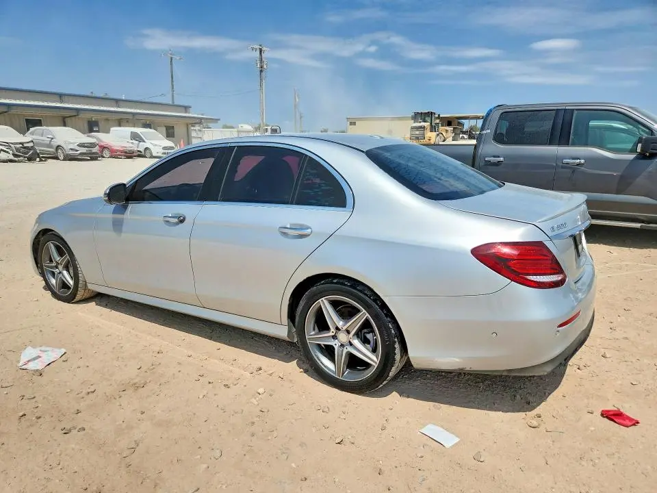 2017 MERCEDES-BENZ E 300  