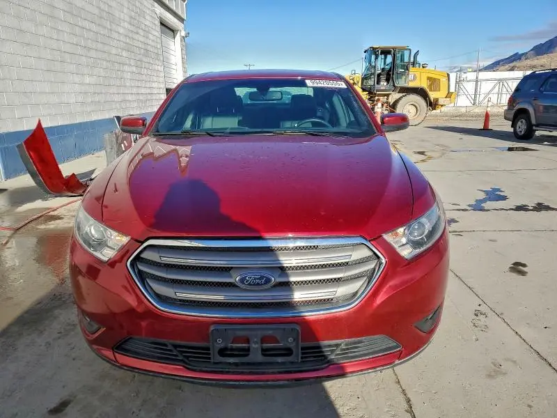 2018 FORD TAURUS SEL  