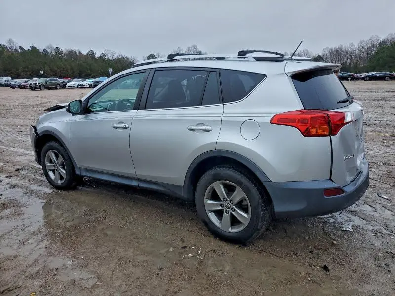 2015 TOYOTA RAV4 XLE  