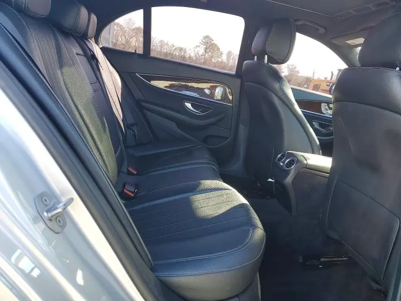 2017 MERCEDES-BENZ E 300  