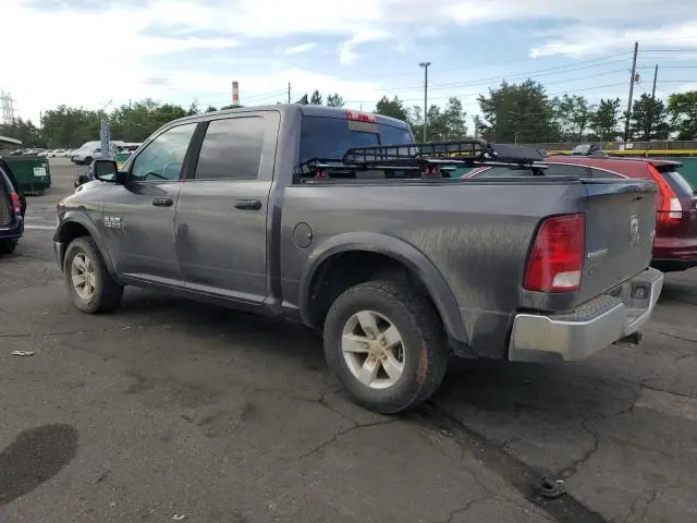 2016 RAM 1500 SLT  