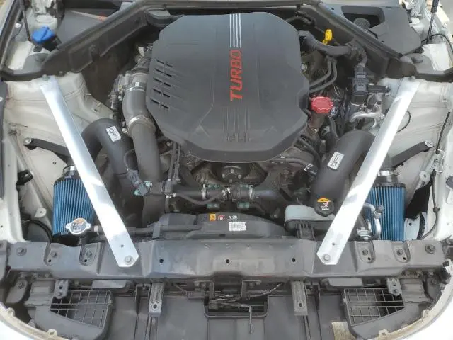 2021 KIA STINGER GT2  