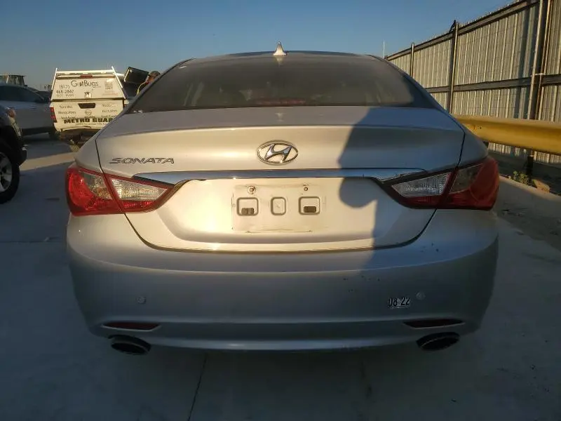 2011 HYUNDAI SONATA SE  