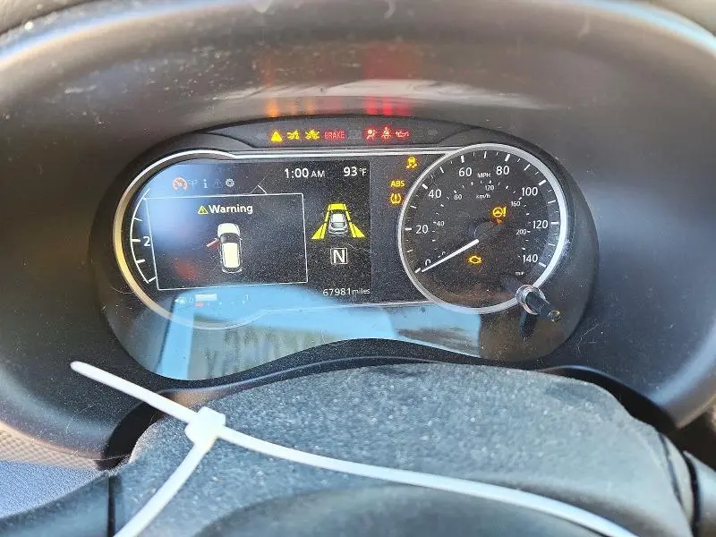 2020 NISSAN KICKS SV  