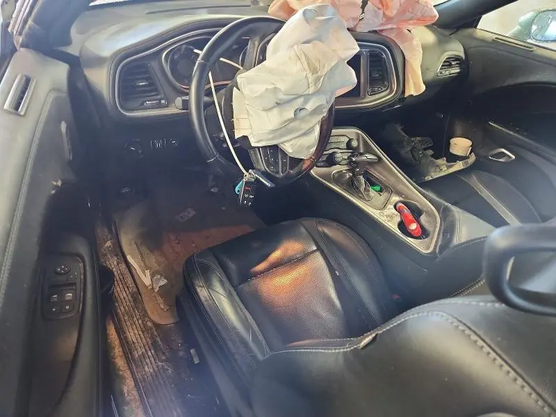 2022 DODGE CHALLENGER SXT  