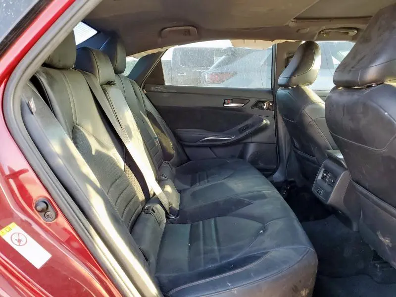 2019 TOYOTA AVALON XLE  