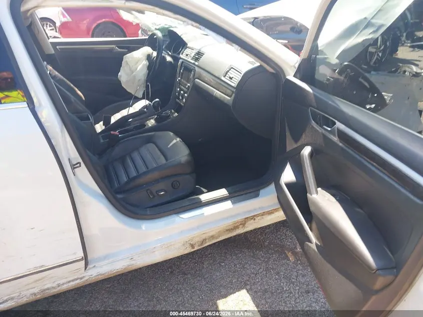 2016 VOLKSWAGEN PASSAT V6 SEL PREMIUM