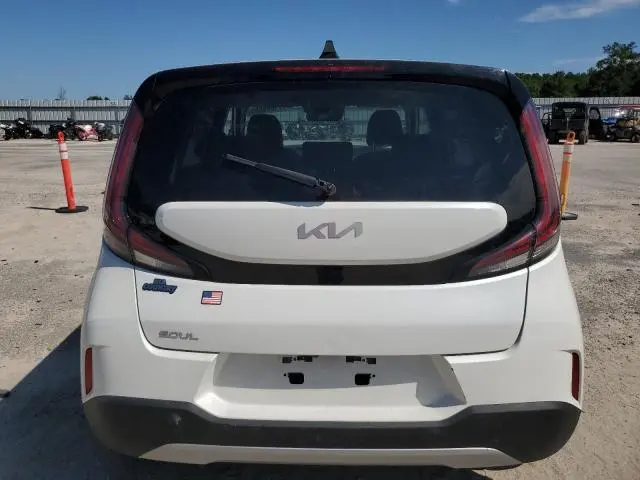 2025 KIA SOUL LX  