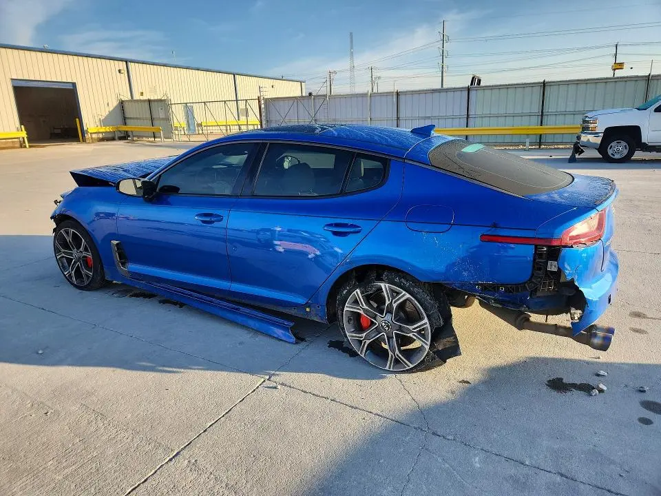 2018 KIA STINGER GT2  
