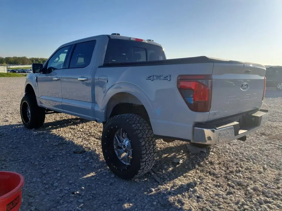 2024 FORD F150 XLT  