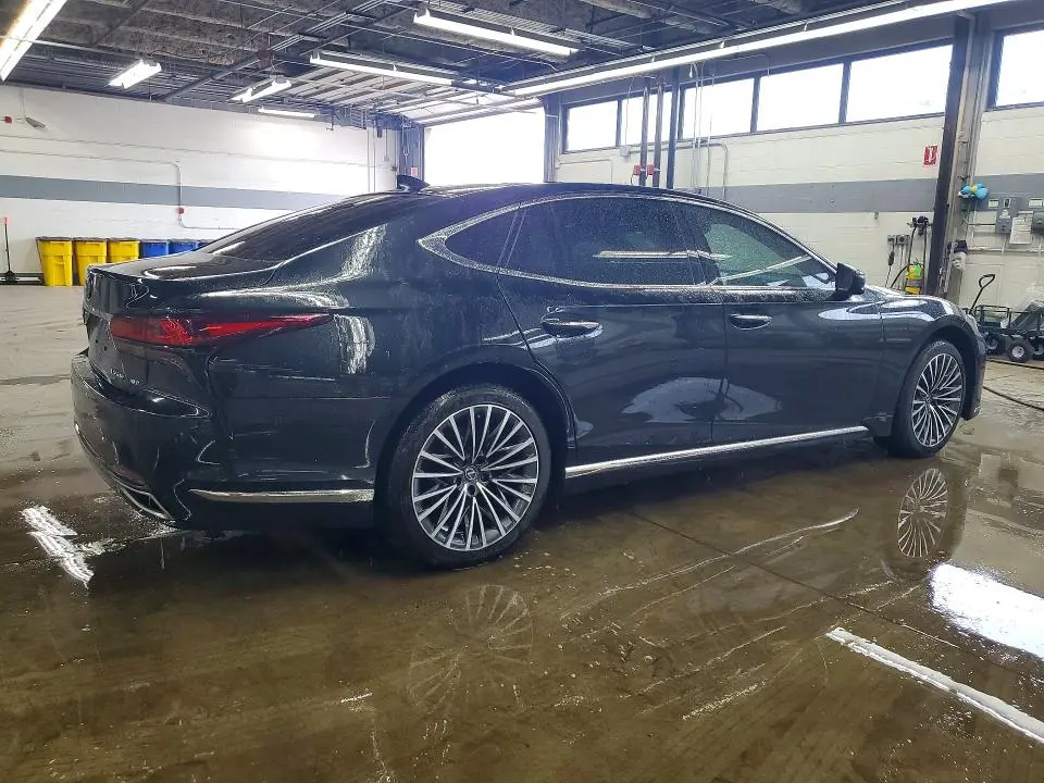 2024 LEXUS LS 500  