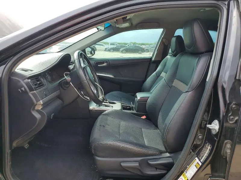 2012 TOYOTA CAMRY SE  
