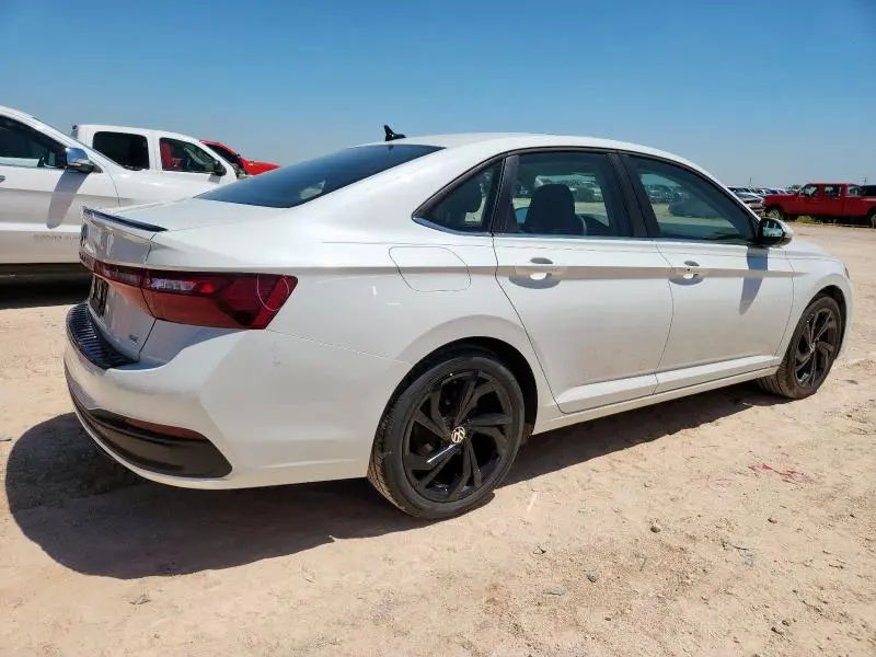 2025 VOLKSWAGEN JETTA SE  