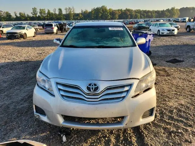 2011 TOYOTA CAMRY LE  