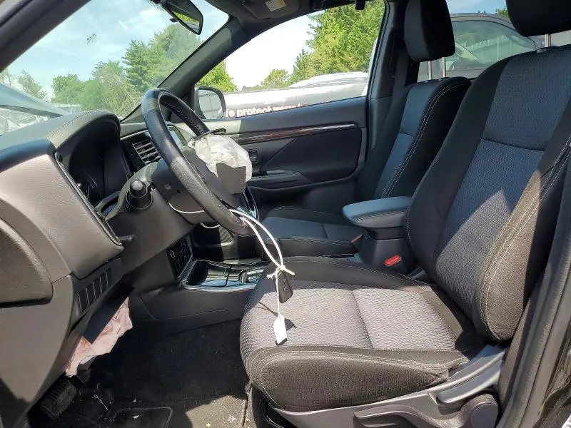 2018 MITSUBISHI OUTLANDER SE  
