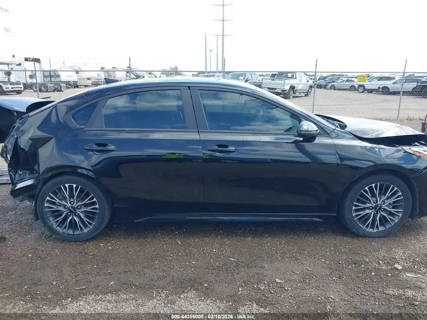 2024 KIA FORTE GT-LINE