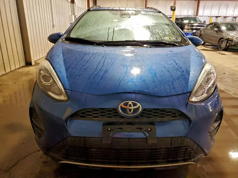 2018 TOYOTA PRIUS C   