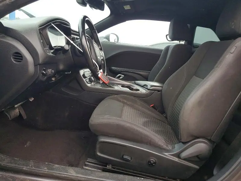 2016 DODGE CHALLENGER SXT  