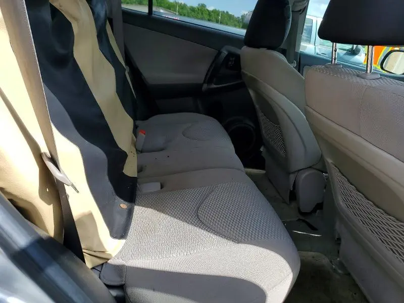 2011 TOYOTA RAV4 BASE  