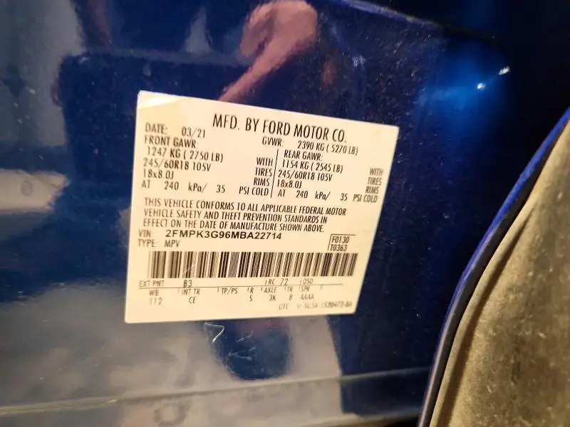 2021 FORD EDGE SE  