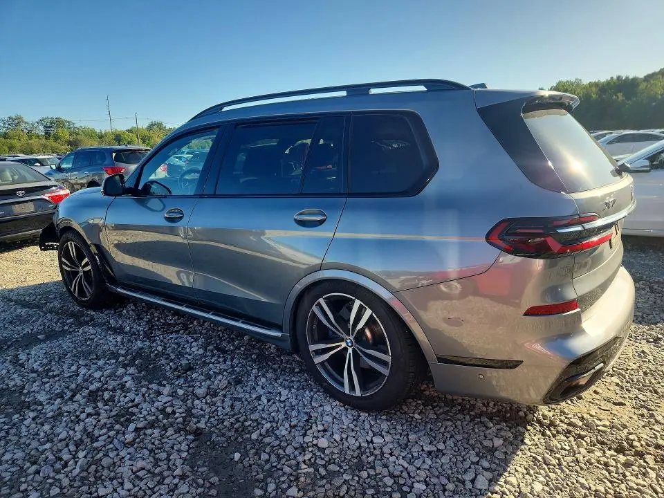 2025 BMW X7 XDRIVE40I  