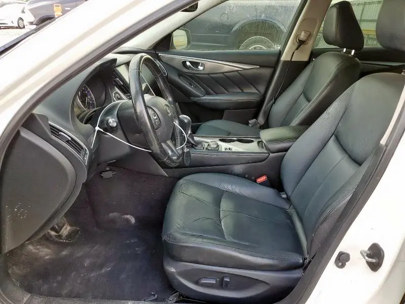 2015 INFINITI Q50 BASE  