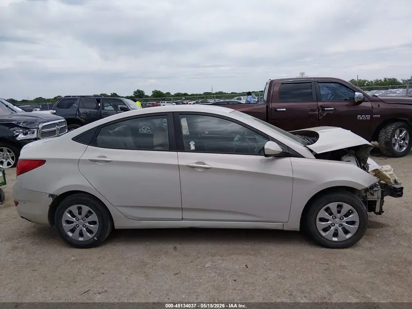 2016 HYUNDAI ACCENT SE