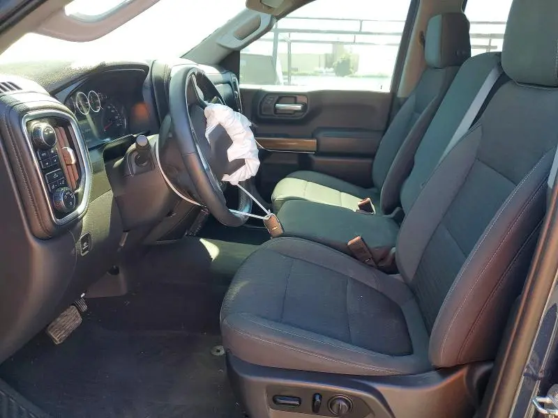 2021 CHEVROLET SILVERADO K1500 LT  