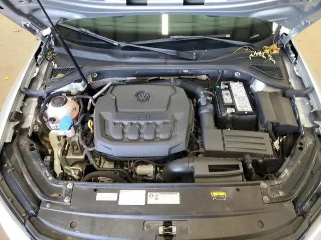 2019 VOLKSWAGEN PASSAT WOLFSBURG  